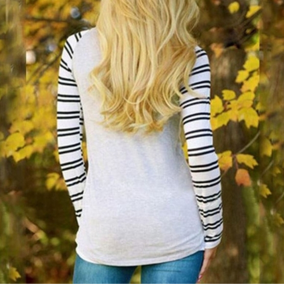 NWT Reindeer Long-sleeve Tee - Picture 4 of 6